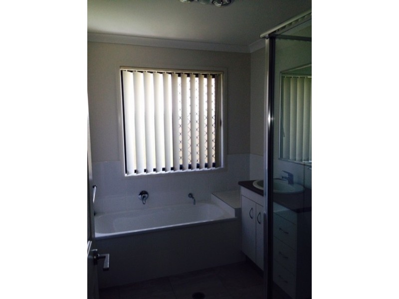 65 Wheeler Drive, Roma QLD 4455