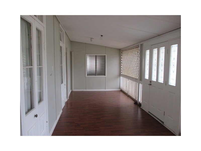 17 MAY STREET, Roma QLD 4455