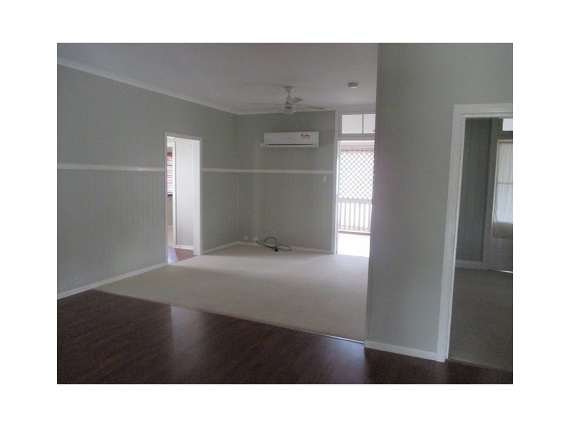 17 MAY STREET, Roma QLD 4455