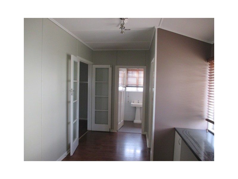 17 MAY STREET, Roma QLD 4455