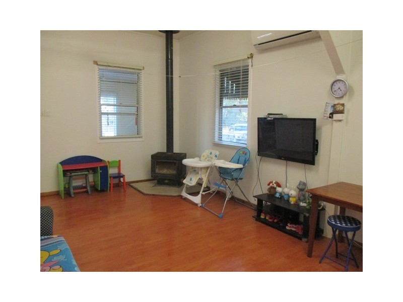 9 BUNGIL STREET, Roma QLD 4455