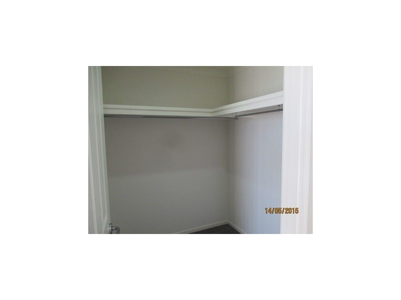 8 Dobel Way, Roma QLD 4455