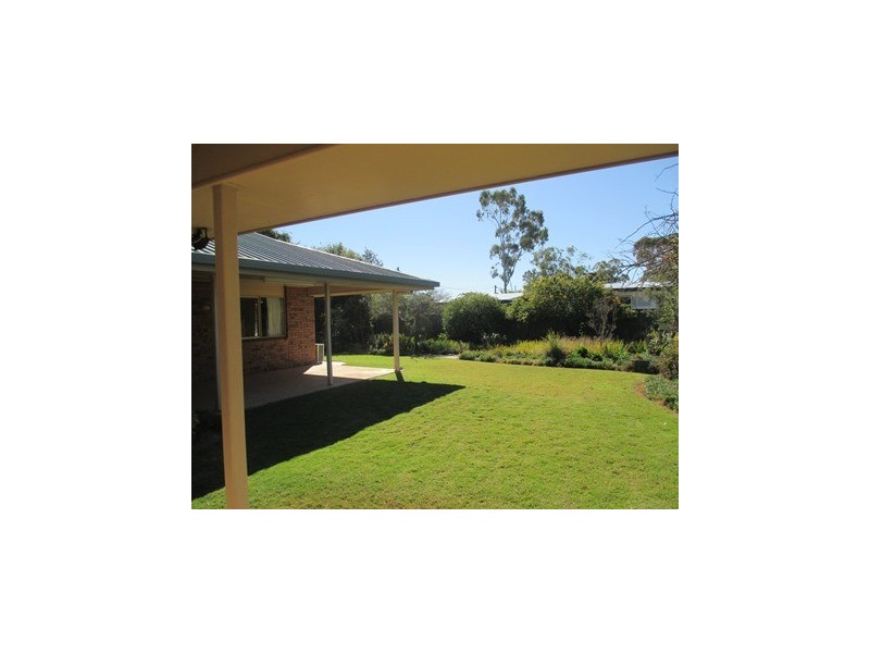 8-10 ELANORA AVE, Roma QLD 4455