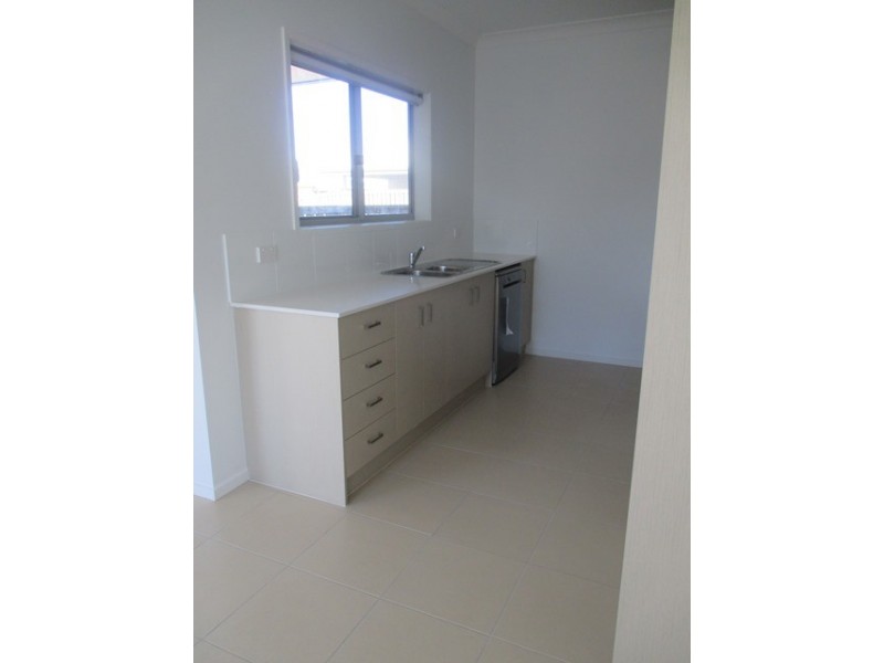 226 McDowall Street, Roma QLD 4455