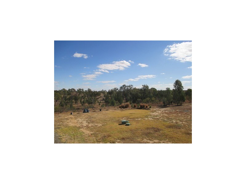 97 MOUNTAINVIEW ROAD, Roma QLD 4455