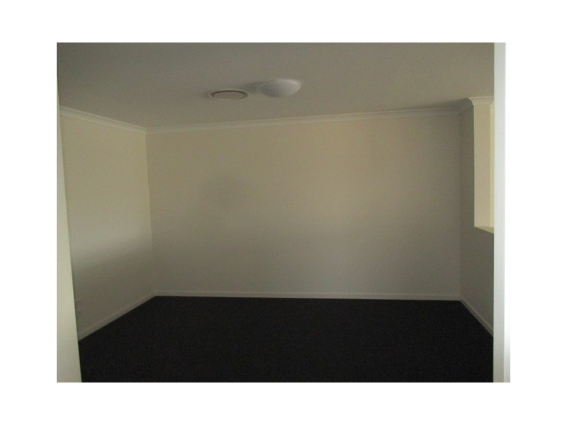 9 Wheeler Drive, Roma QLD 4455