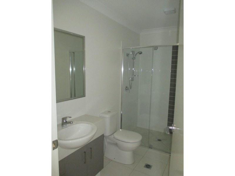 Unit 2/42 Wheeler Drive, Roma QLD 4455