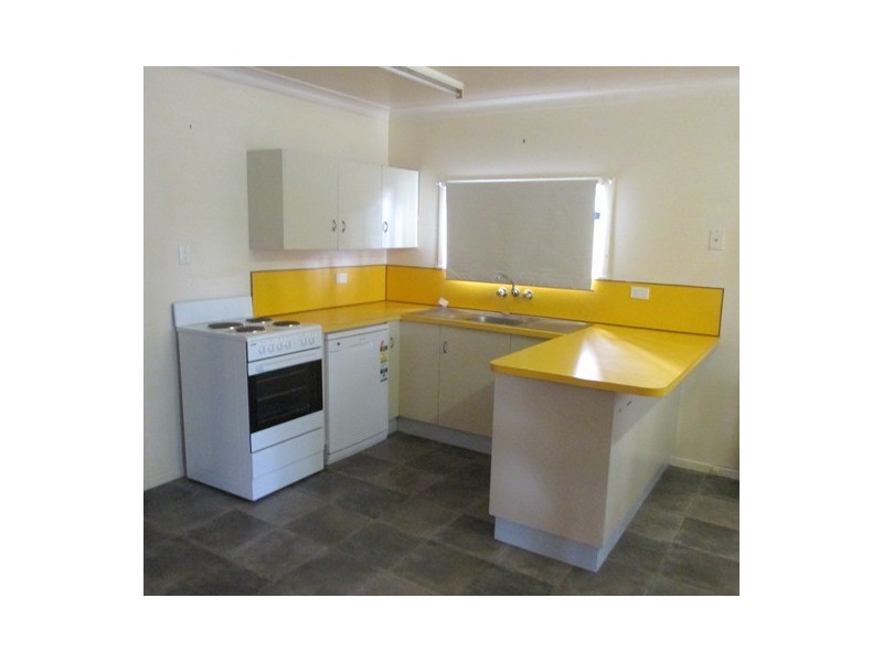 17 LEWIS STREET, Roma QLD 4455