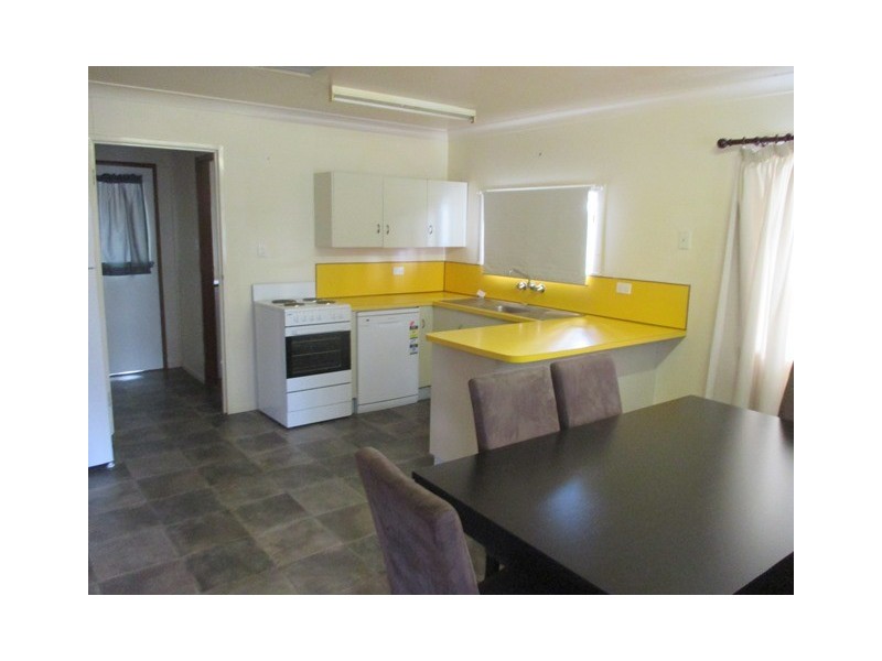 17 LEWIS STREET, Roma QLD 4455