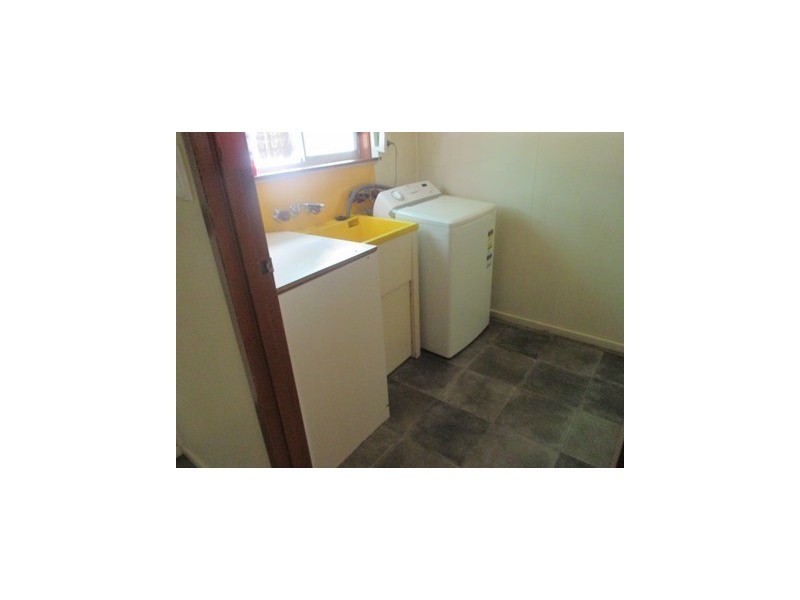 17 LEWIS STREET, Roma QLD 4455