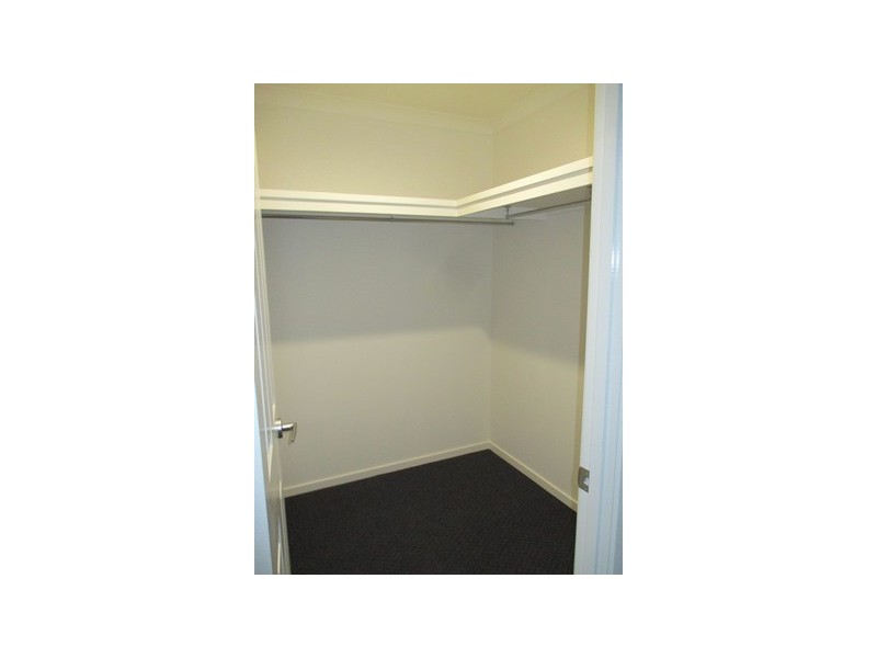 3 Dobel Way, Roma QLD 4455