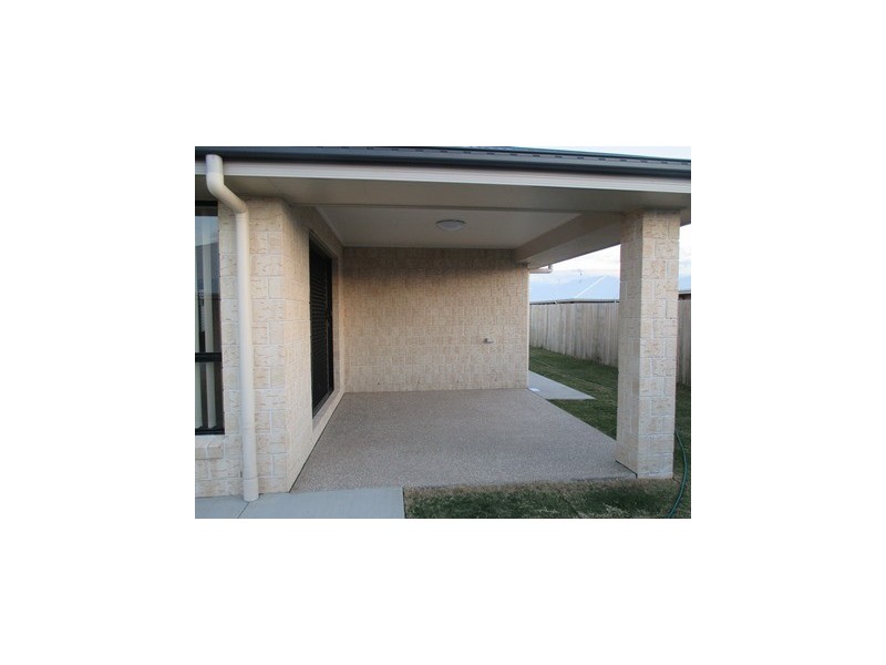 3 Dobel Way, Roma QLD 4455