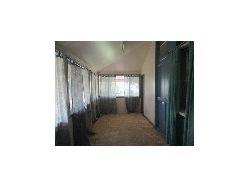 114 Northern Road, Roma QLD 4455