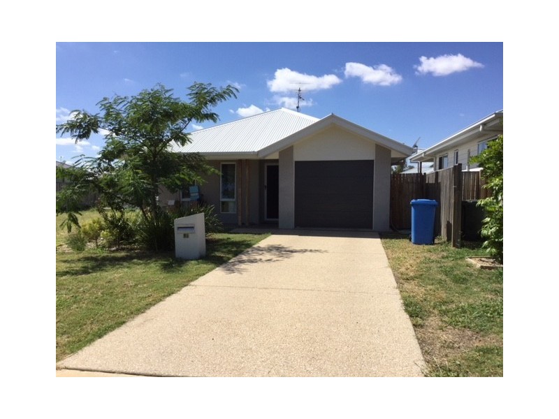 96 Currey Street, Roma QLD 4455