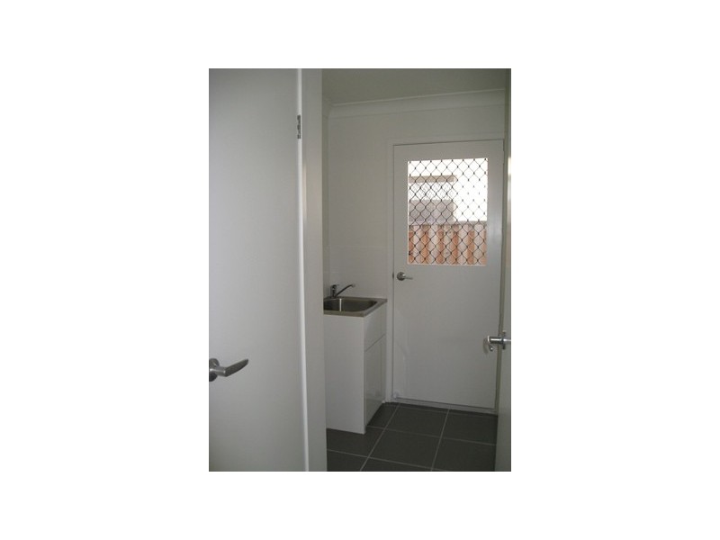 96 Currey Street, Roma QLD 4455