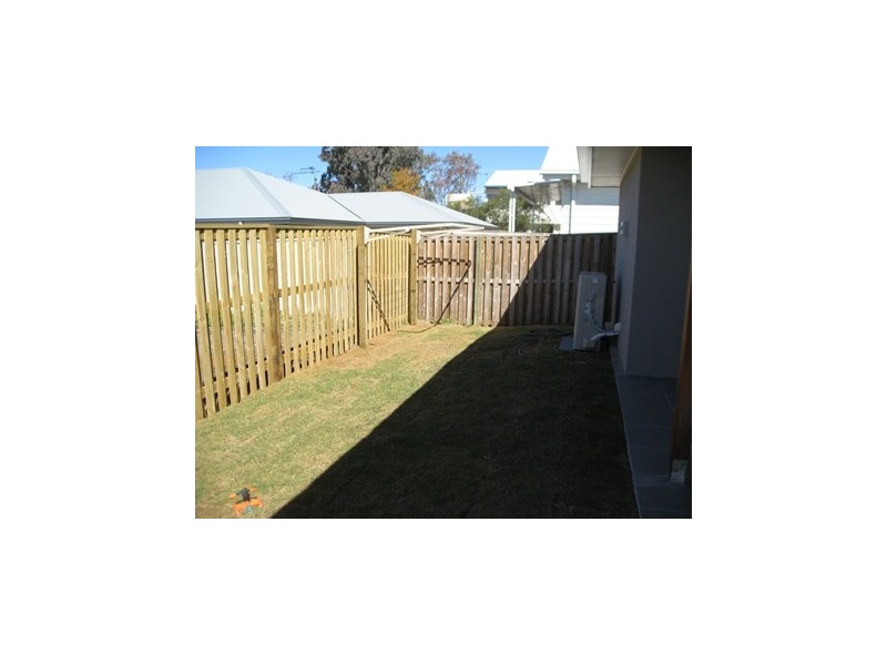 96 Currey Street, Roma QLD 4455