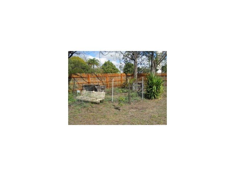 46 Ronald Street, Injune QLD 4454