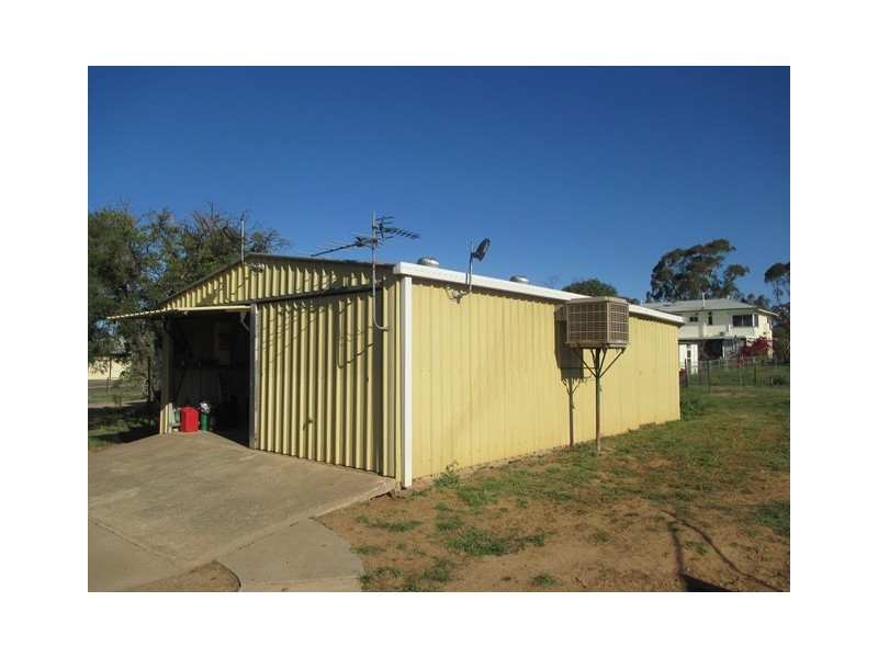 106 MISCAMBLE STREET, Roma QLD 4455