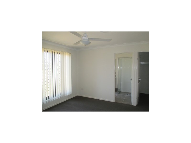 7 Dobel Way, Roma QLD 4455