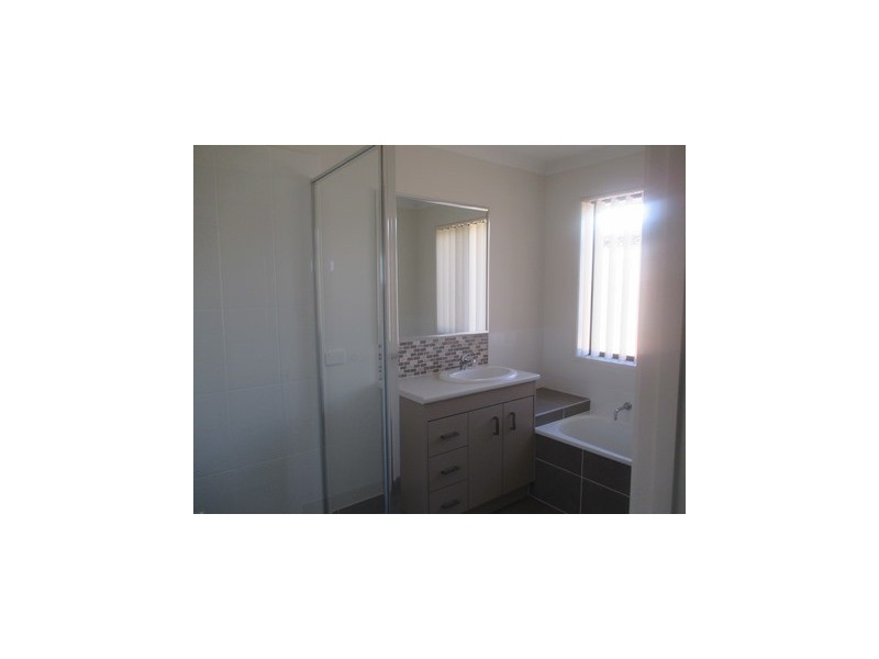 7 Dobel Way, Roma QLD 4455