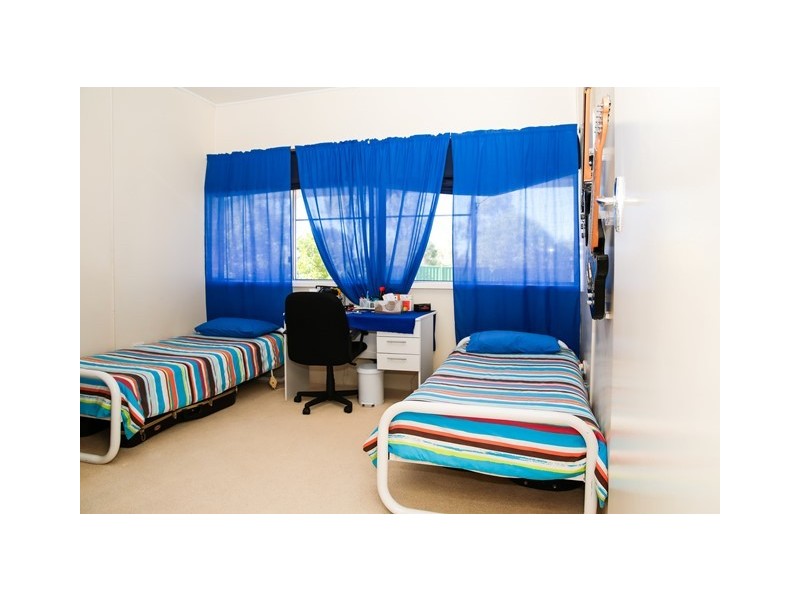 75 WAROOBY LANE, Roma QLD 4455