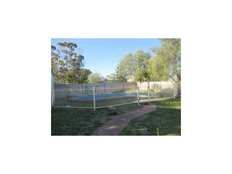 47 miscamble street, Roma QLD 4455