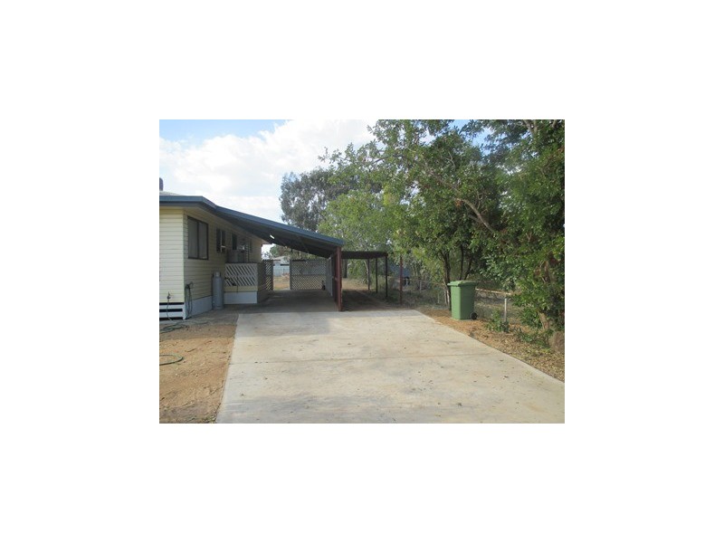 29 Derry Street, Roma QLD 4455