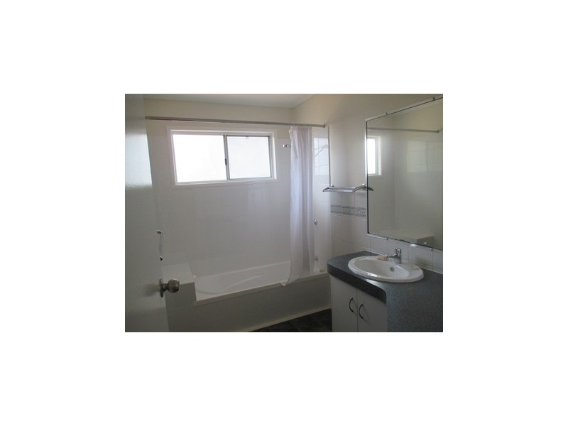 29 Derry Street, Roma QLD 4455