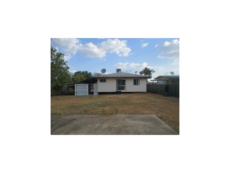 29 Derry Street, Roma QLD 4455