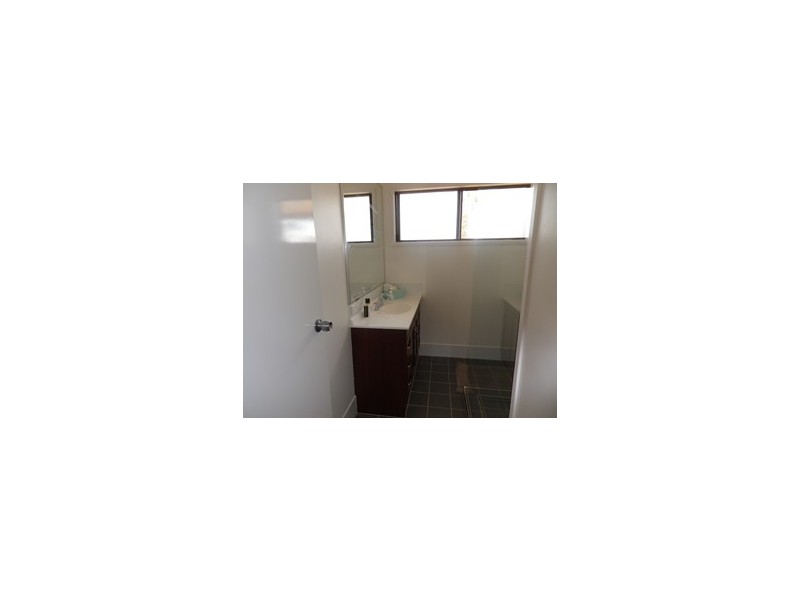 43 Derry Street, Roma QLD 4455
