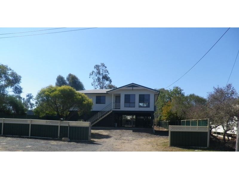 43 Derry Street, Roma QLD 4455