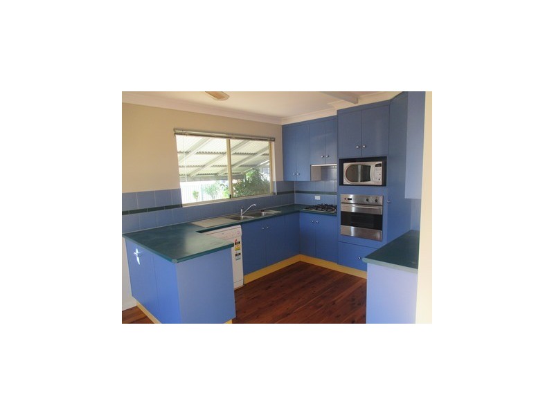18 KARALEE COURT, Roma QLD 4455