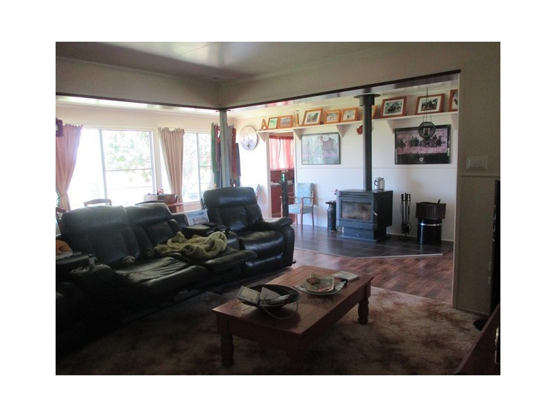 8465 CARNARVON HIGHWAY, Injune QLD 4454