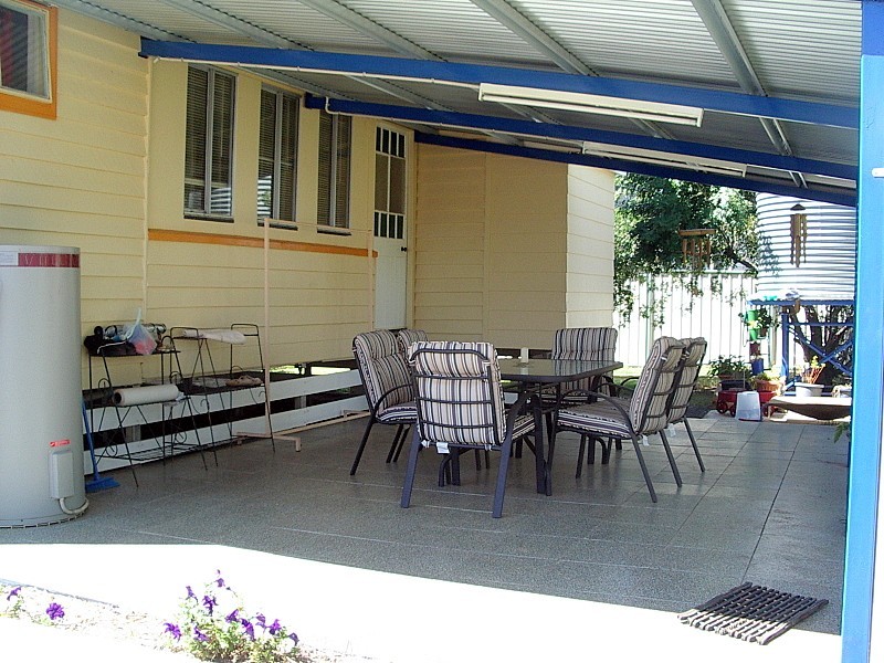 12 Queen Street, Roma QLD 4455