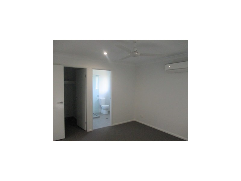 79 Currey Street, Roma QLD 4455