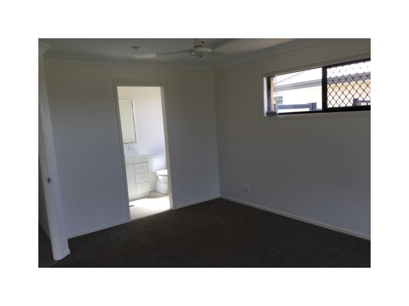 26 Everingham Avenue, Roma QLD 4455
