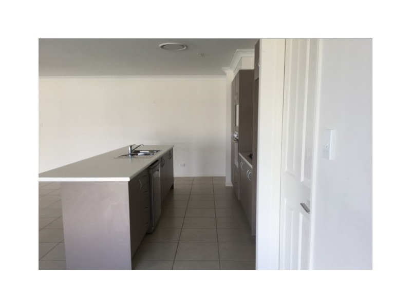 26 Everingham Avenue, Roma QLD 4455