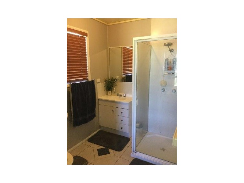 7 POWELL STREET, Roma QLD 4455