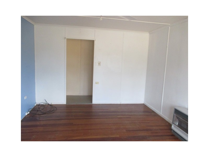 21 DRURY STREET, Yuleba QLD 4427