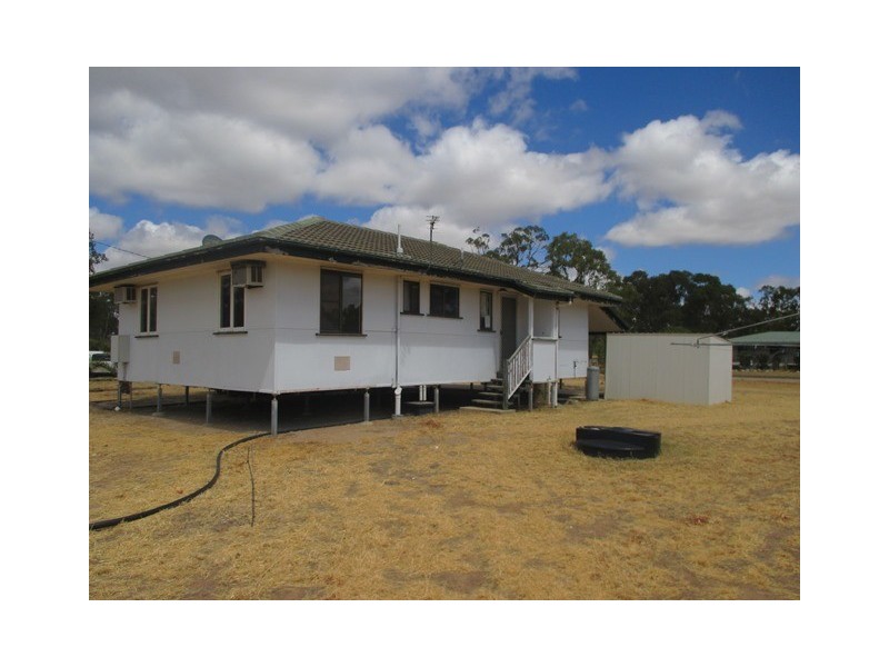 21 DRURY STREET, Yuleba QLD 4427