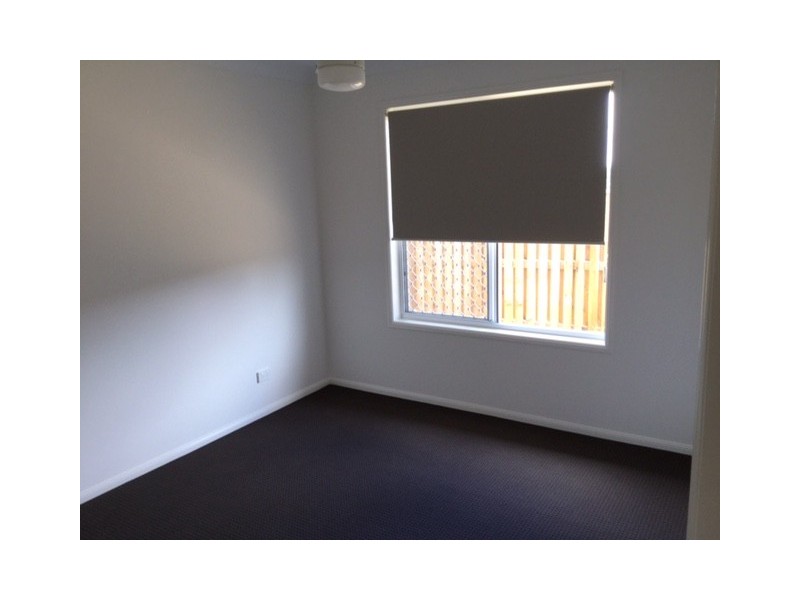 2 Lomandra Av, Roma QLD 4455