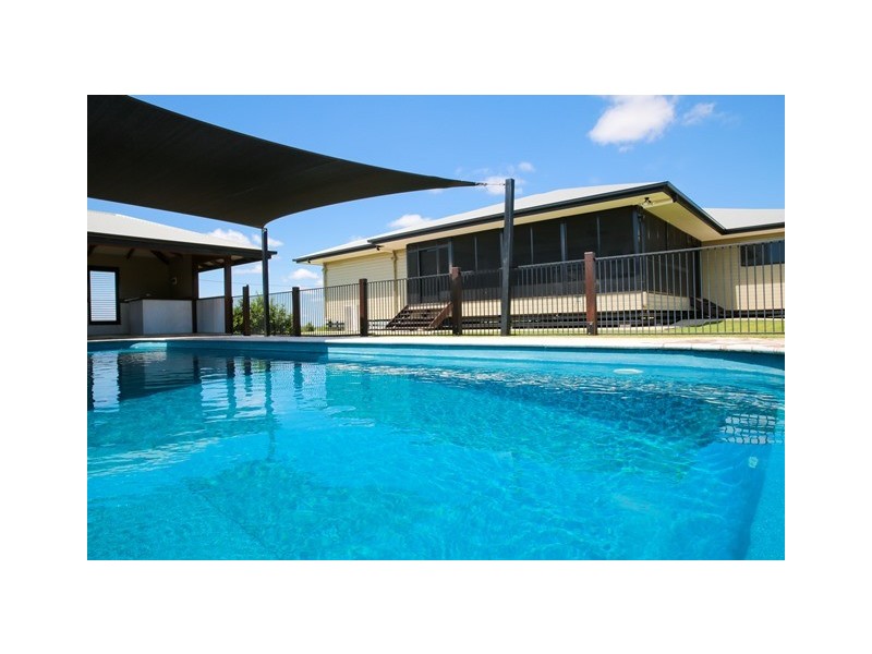 120 Bourne Drive, Roma QLD 4455