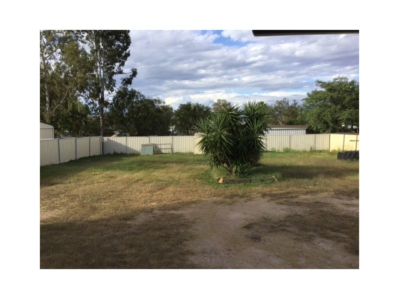 7 Queen Street, Roma QLD 4455