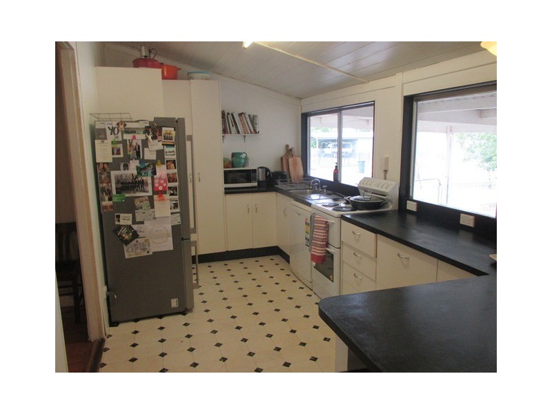 62 Raglan Street, Roma QLD 4455