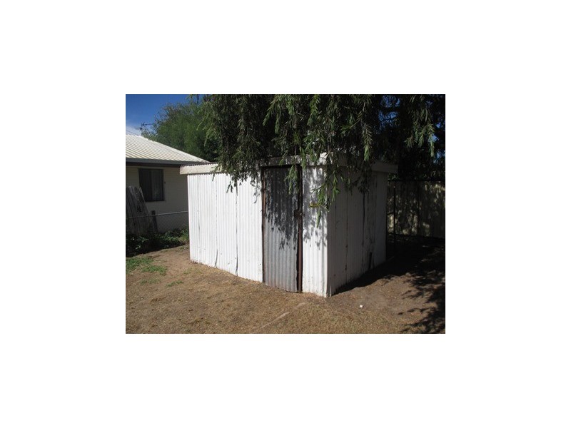 4 Howard Street, Roma QLD 4455