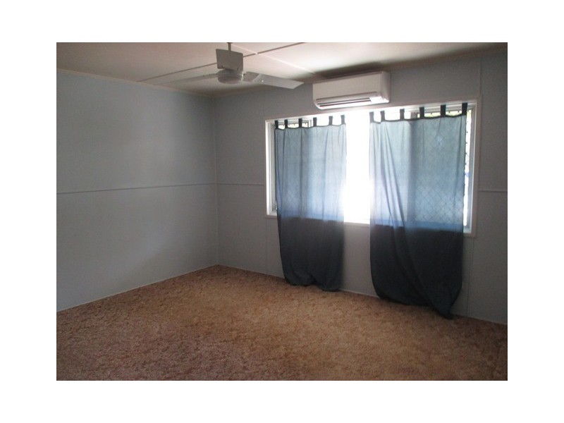 4 Howard Street, Roma QLD 4455