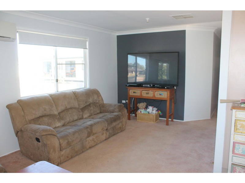 13 KARALEE COURT, Roma QLD 4455