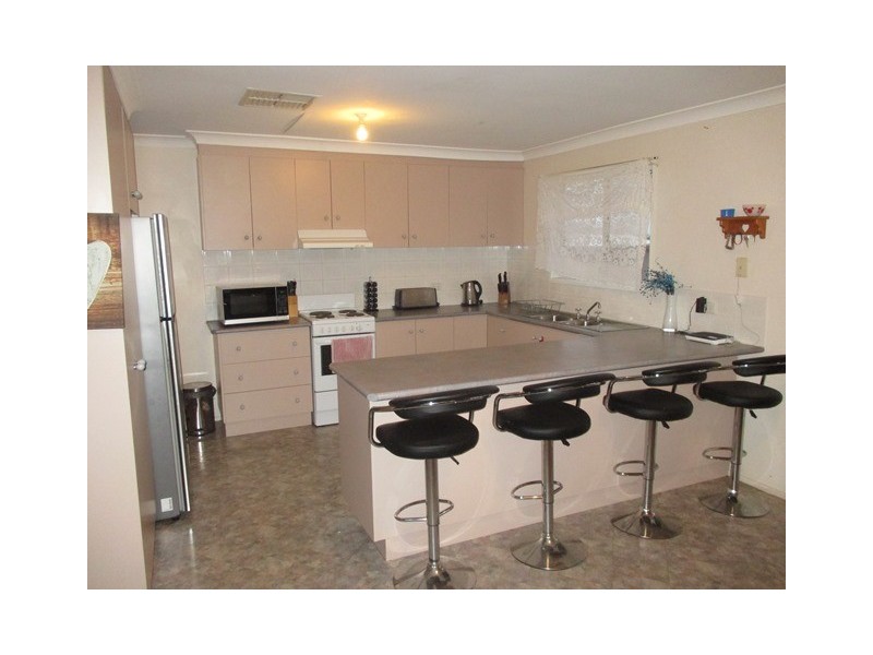 13 KARALEE COURT, Roma QLD 4455