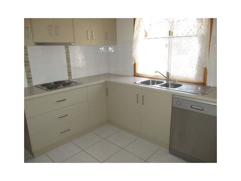 22 Alexandra Ave, Roma QLD 4455