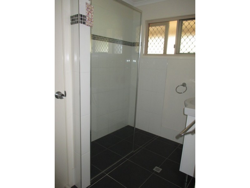 39 Northern Road, Roma QLD 4455